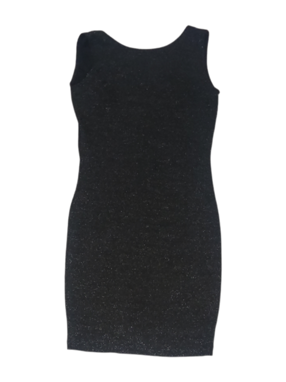 Sleeveless black dress - front view