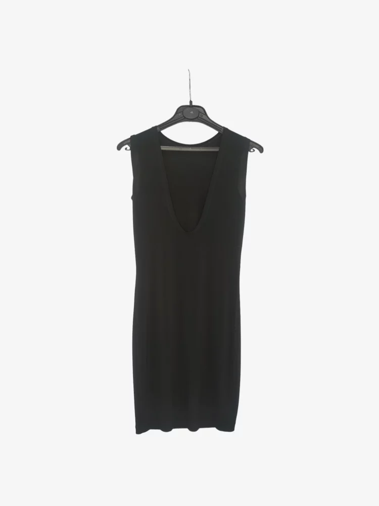 solerio-dresses-sleeveless-open-back-black-back-view